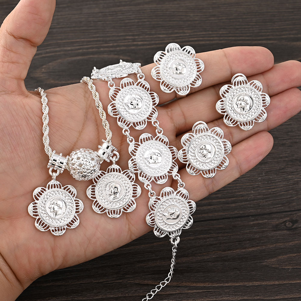 Ethnic Fashion Co In - Colore argento ben etiope moneta denaro