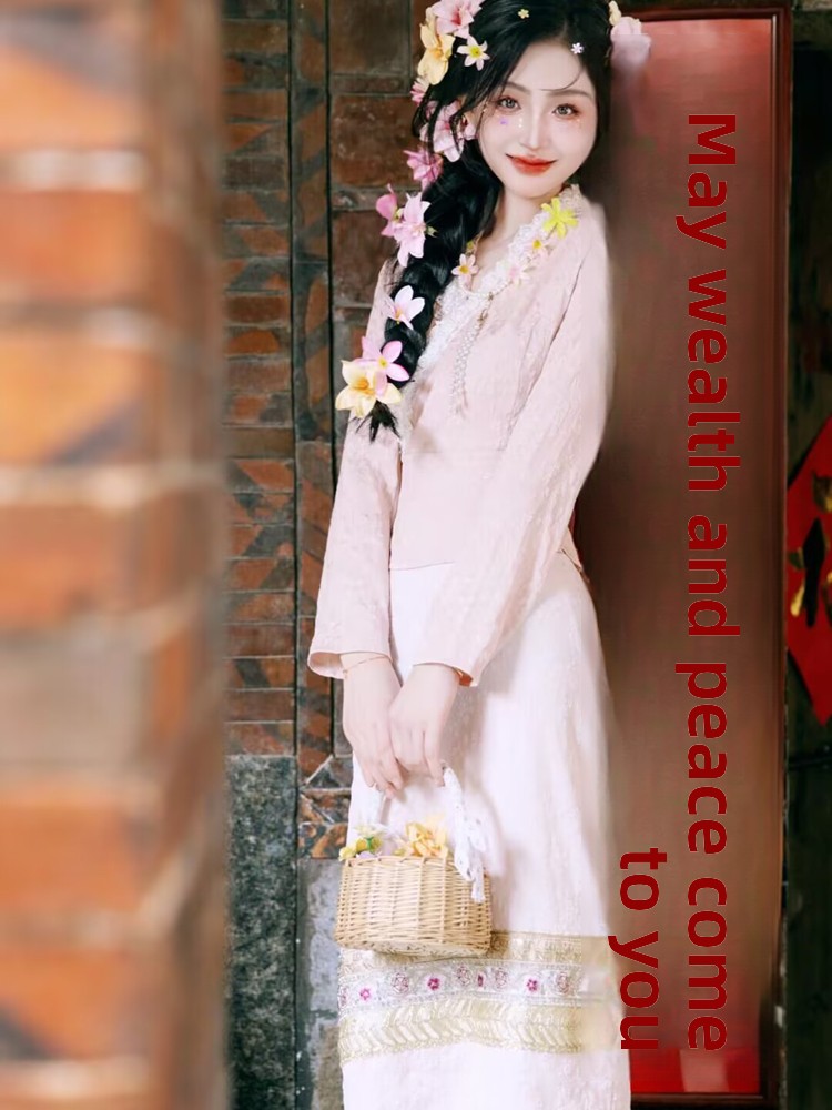 Ethnic Clothing & Online Fashion Store Khaadi Uk - Nuovo Stile Abbigliamento Femminile Etnico con