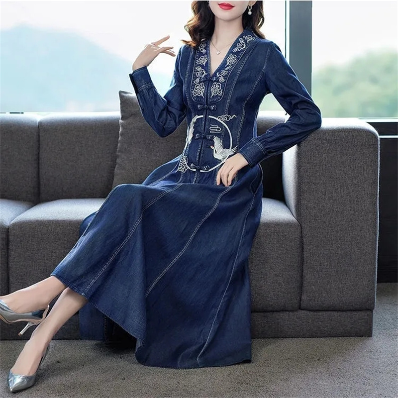 Ethnic Fashion Designers - Abito in denim a maniche lunghe