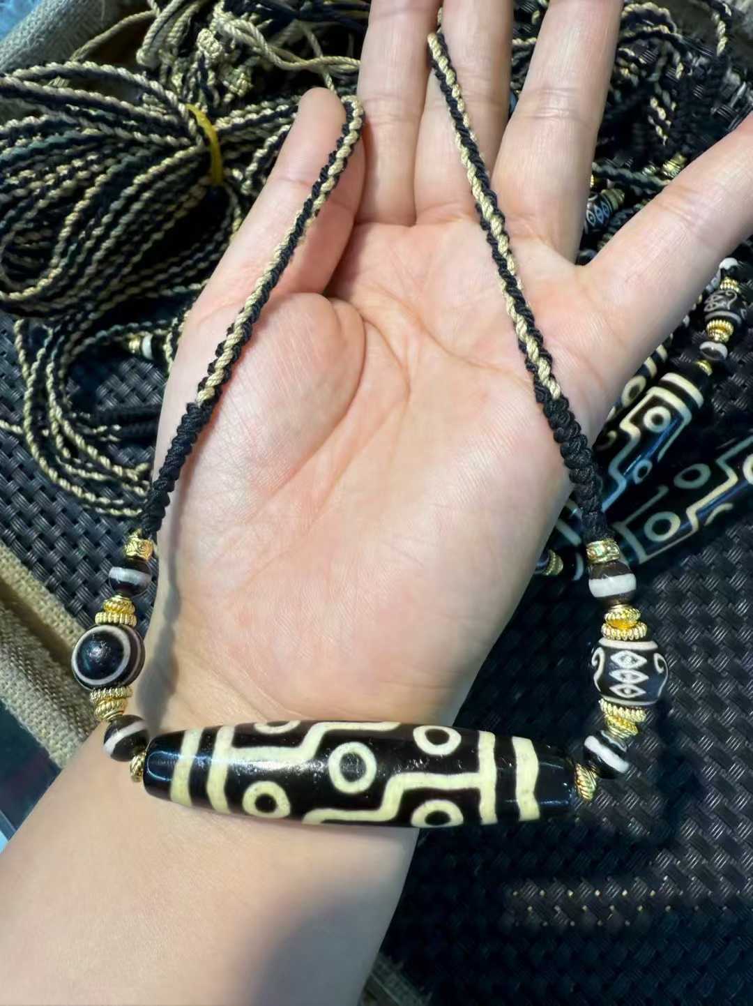 10 pz/lotto 9 Occhi con drago  - Ethnic Fashion Designers recensione e prezzo
