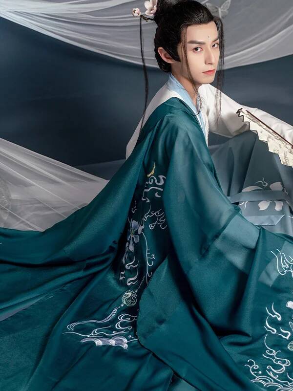 Nuovo Abito Tradizionale Cines - Hanbok Modern Set recensione e prezzo