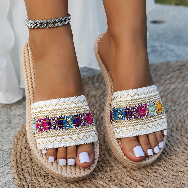 Ciabatte da donna per esterni, - Ethnic Fashion Designers recensione e prezzo