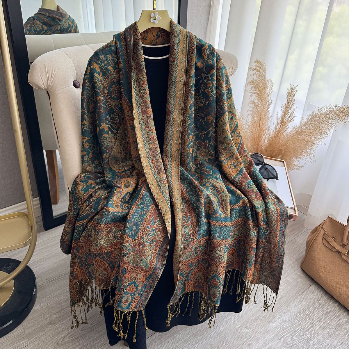 2025 Nappa Coperta Design Stil - Ethnic Fashion Designers recensione e prezzo